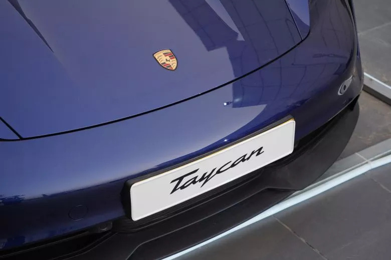 Porsche inaugure un centre de services à Sfax