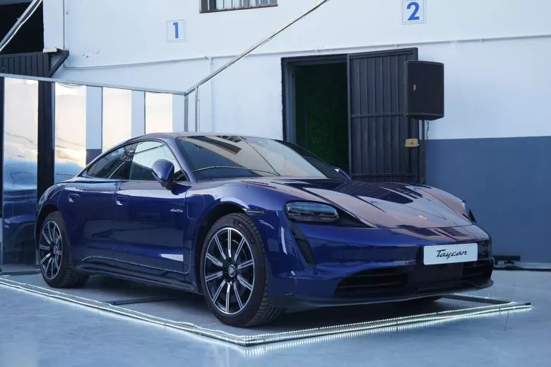 Porsche inaugure un centre de services à Sousse