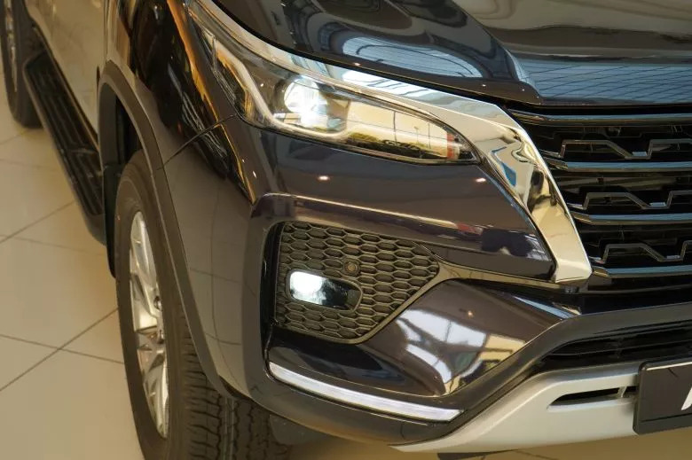 Toyota Fortuner 2.4 L D-4D   BVA