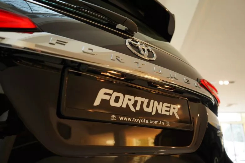 Toyota Fortuner 2.4 L D-4D   BVA