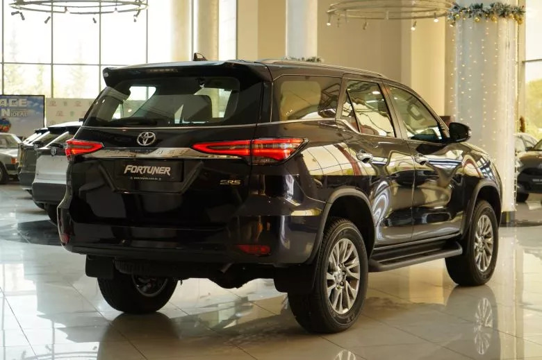 Toyota Fortuner 2.4 L D-4D   BVA