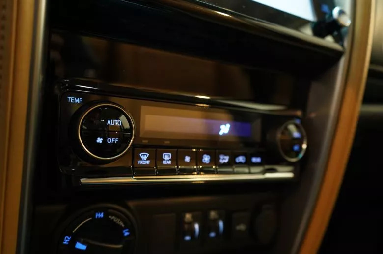 Toyota Fortuner 2.4 L D-4D   BVA