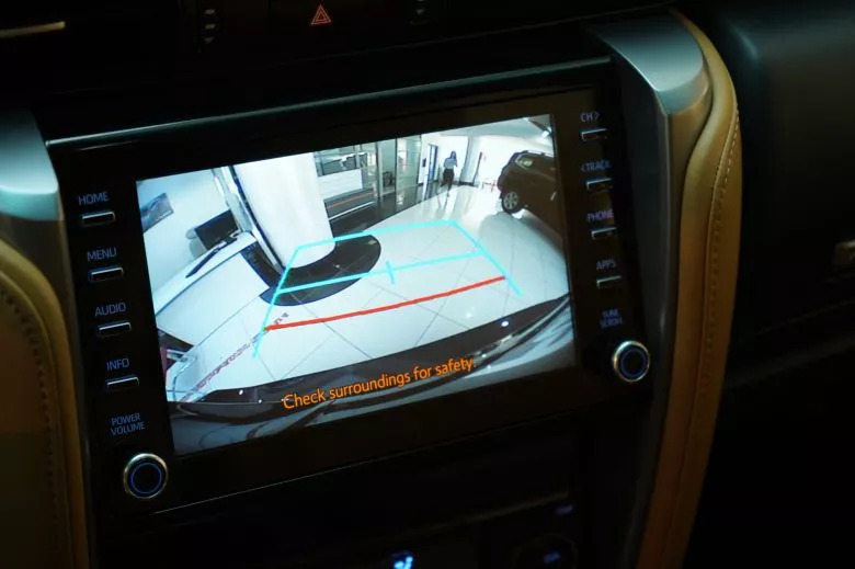 Toyota Fortuner 2.4 L D-4D   BVA