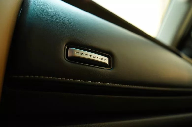 Toyota Fortuner 2.4 L D-4D   BVA