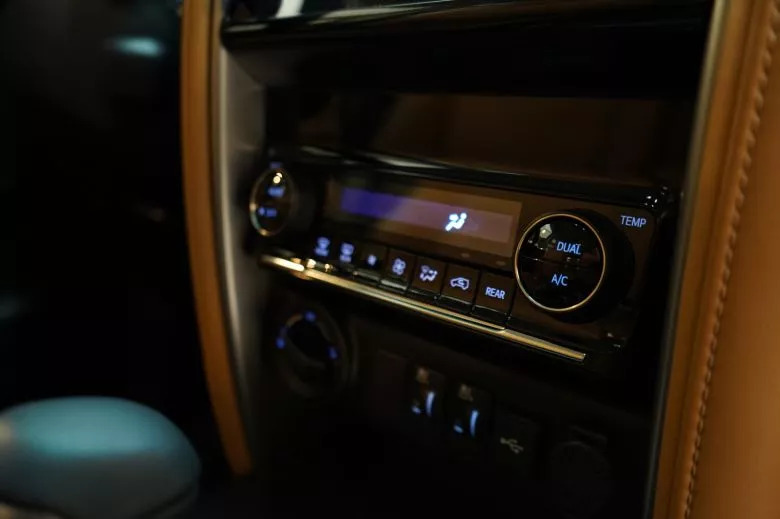 Toyota Fortuner 2.4 L D-4D   BVA