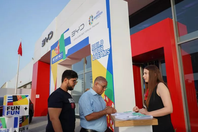 Le géant chinois lance 5 nouveaux modèles électriques et hybrides rechargeables