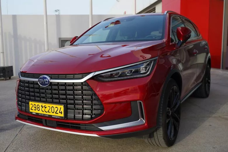 Le géant chinois lance 5 nouveaux modèles électriques et hybrides rechargeables