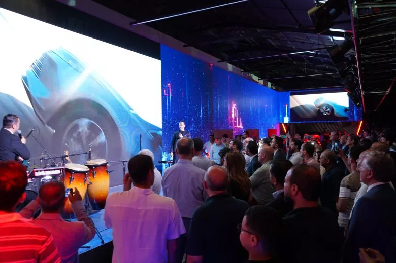 Le géant chinois lance 5 nouveaux modèles électriques et hybrides rechargeables