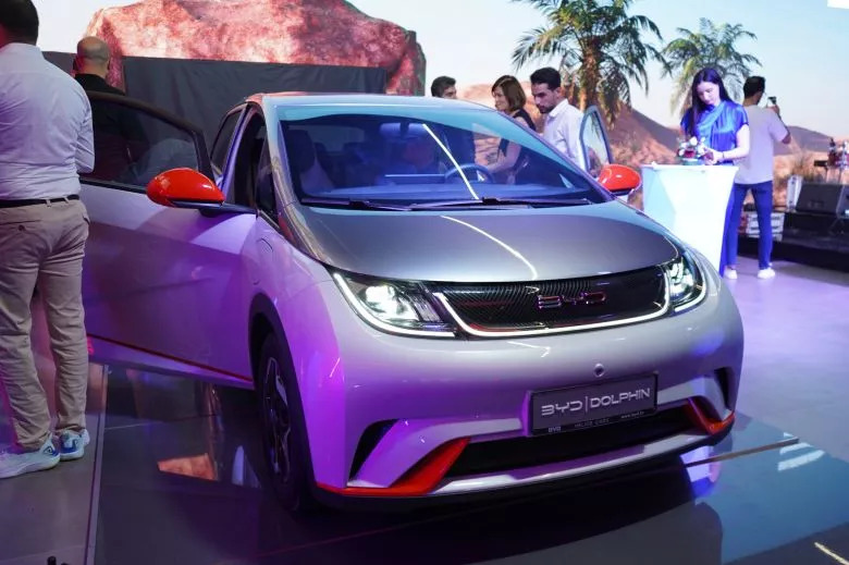 Le géant chinois lance 5 nouveaux modèles électriques et hybrides rechargeables