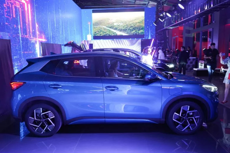 Le géant chinois lance 5 nouveaux modèles électriques et hybrides rechargeables