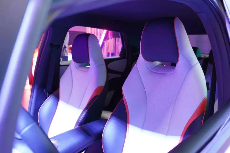 Le géant chinois lance 5 nouveaux modèles électriques et hybrides rechargeables