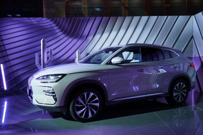 Le géant chinois lance 5 nouveaux modèles électriques et hybrides rechargeables