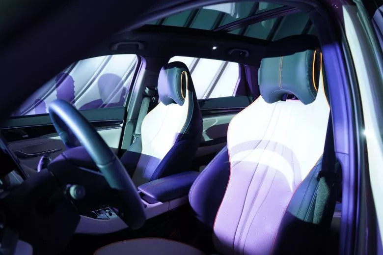 Le géant chinois lance 5 nouveaux modèles électriques et hybrides rechargeables