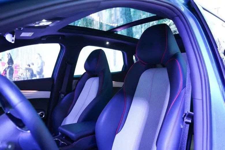 Le géant chinois lance 5 nouveaux modèles électriques et hybrides rechargeables