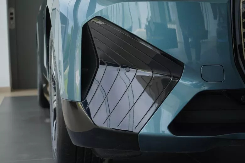 BMW iX xDrive40 Impressive