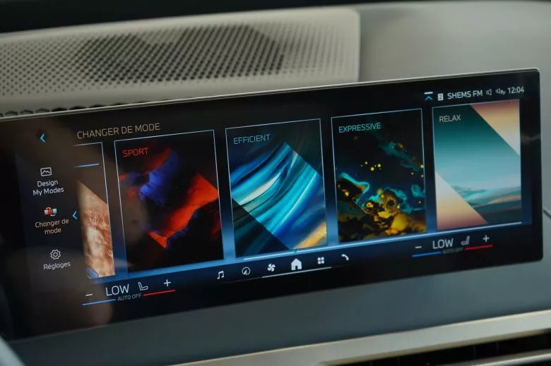 BMW iX xDrive40 Impressive