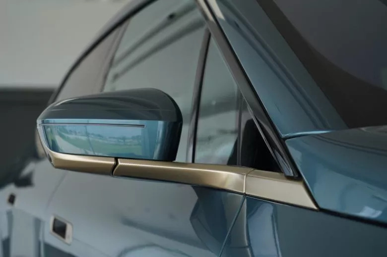 BMW iX xDrive40 Impressive