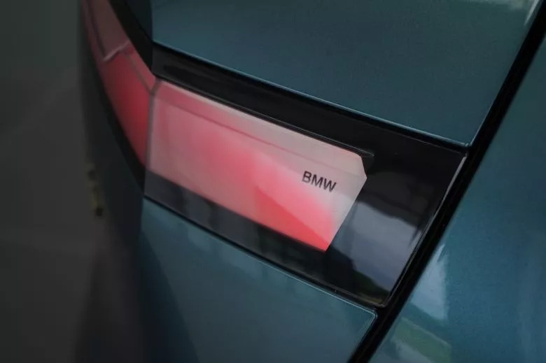 BMW iX xDrive40 Impressive