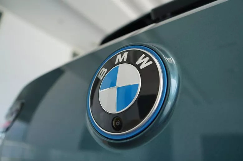 BMW iX xDrive40 Impressive