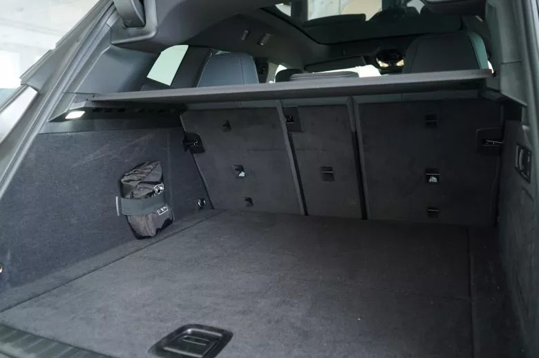 BMW iX xDrive40 Impressive