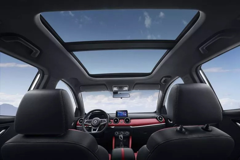 DFSK Glory 500, le SUV compact à l'esprit sportif