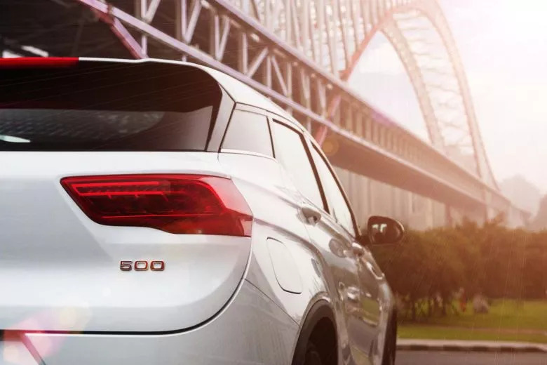 DFSK Glory 500, le SUV compact à l'esprit sportif