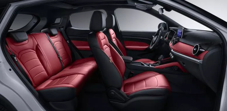 DFSK Glory 500, le SUV compact à l'esprit sportif