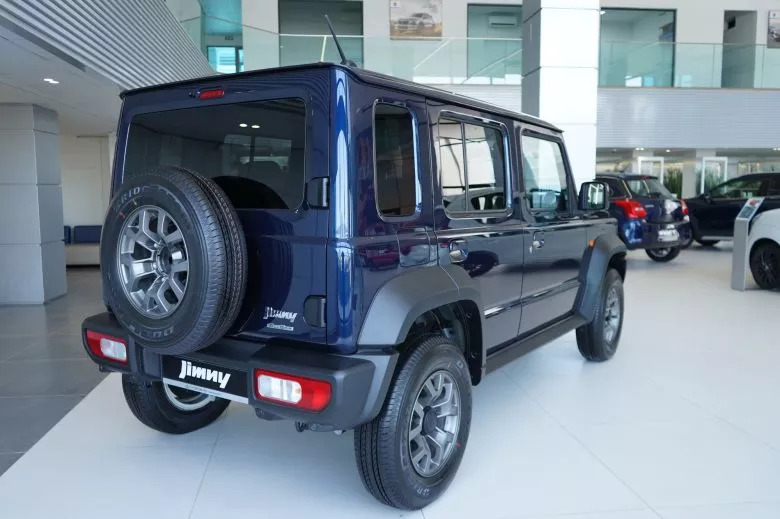 Suzuki Jimny 5 portes désormais disponible en précommande chez carpro