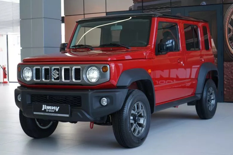 Suzuki Jimny 5 portes désormais disponible en précommande chez carpro