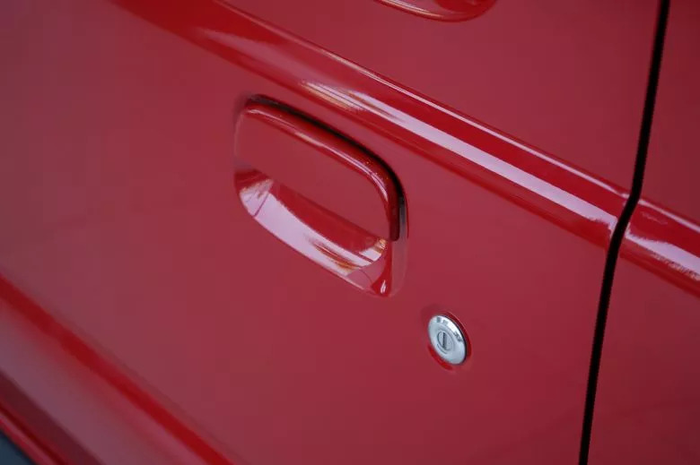 Suzuki Jimny 5 portes désormais disponible en précommande chez carpro