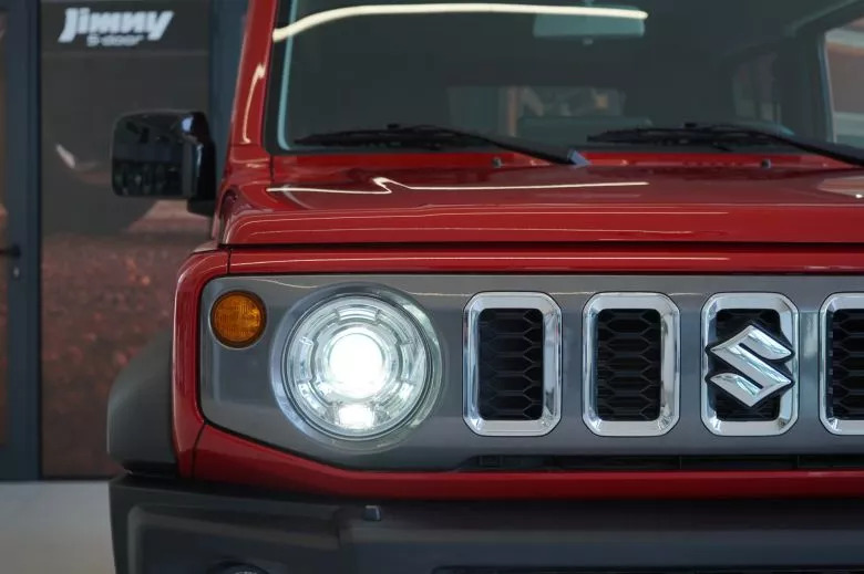 Suzuki Jimny 5 portes désormais disponible en précommande chez carpro