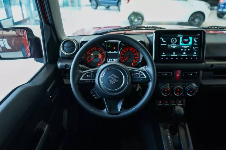 Suzuki Jimny 5 portes désormais disponible en précommande chez carpro