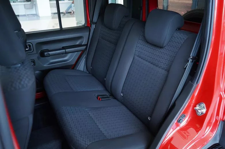 Suzuki Jimny 5 portes désormais disponible en précommande chez carpro