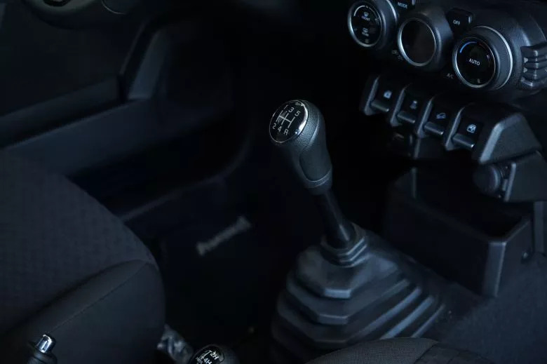 Suzuki Jimny 5 portes désormais disponible en précommande chez carpro