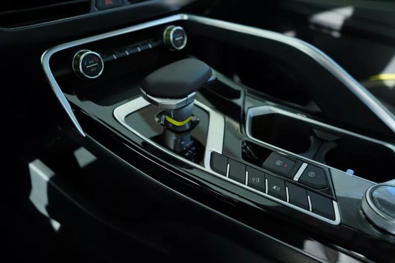 Geely Tugella 2.0 L Turbo 4WD GF+