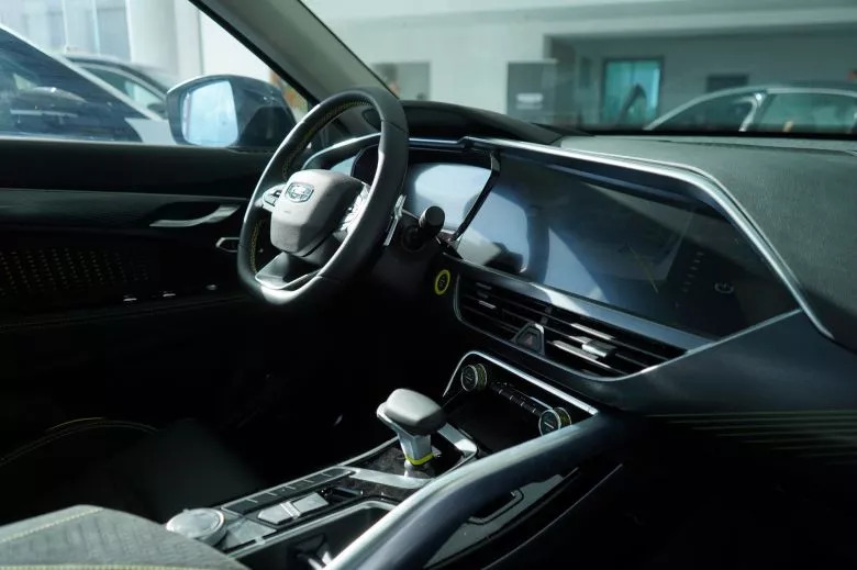 Geely Tugella 2.0 L Turbo 4WD GF+