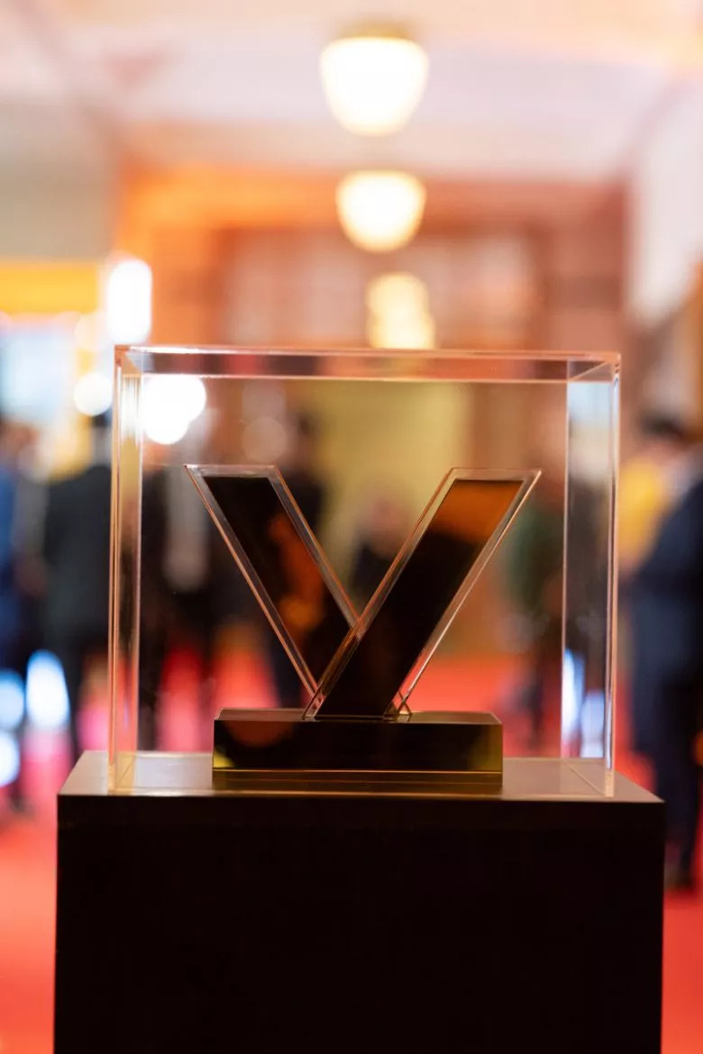 BSB Toyota brille aux Victoires de l'Automobile 2025 : Double distinction pour la Marque N°1 de l'hybride et le SUV le plus vendu