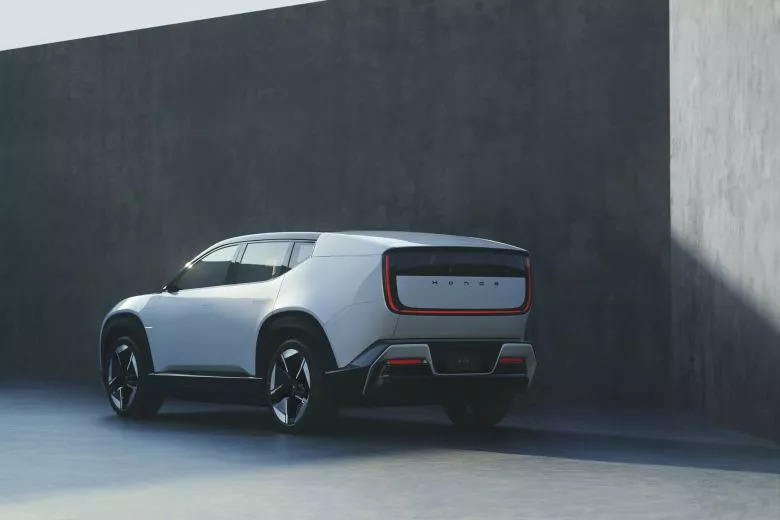 Honda présente les prototypes Saloon et SUV de la Série 0 lors du CES 2025