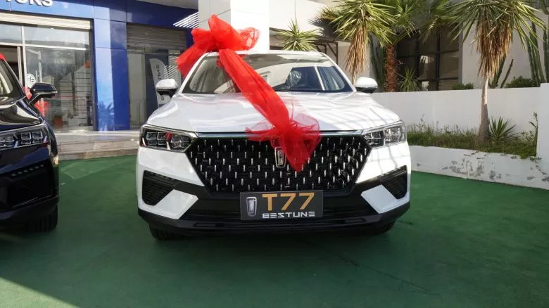 FAW Bestune a célébré l'amour sur les routes