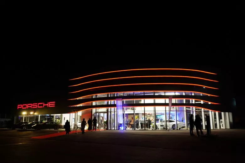 Porsche Centre Tunis - Ouverture du showroom rénové à La Goulette