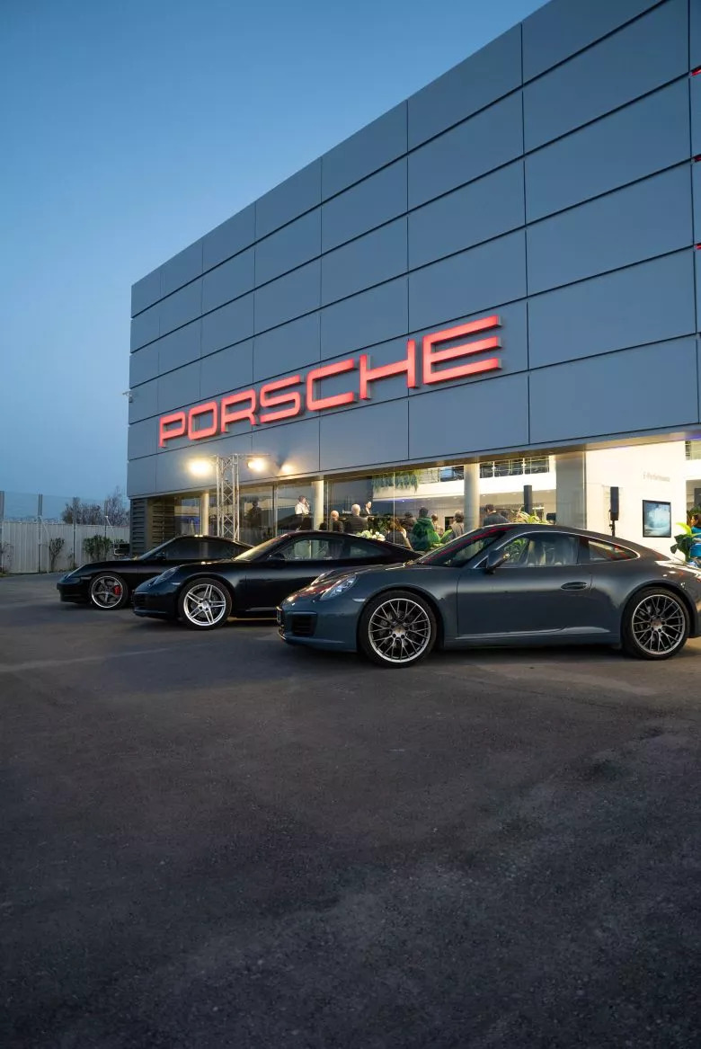 Porsche Centre Tunis - Ouverture du showroom rénové à La Goulette