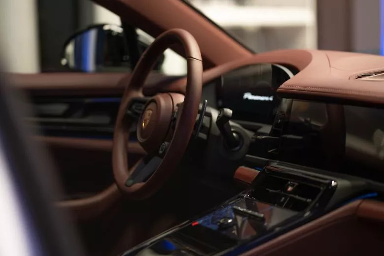 Porsche Centre Tunis - Ouverture du showroom rénové à La Goulette