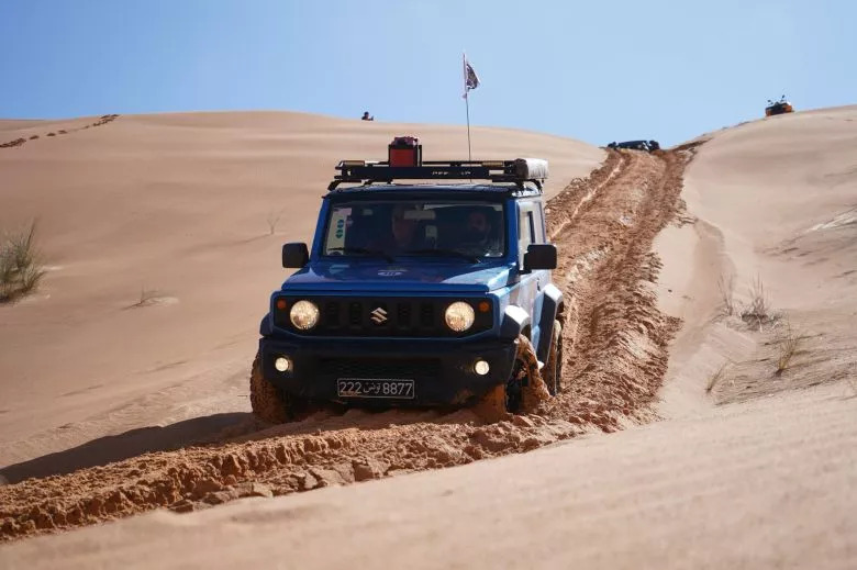 Raid Jimny 2025 - Une aventure exceptionnelle à travers le désert tunisien