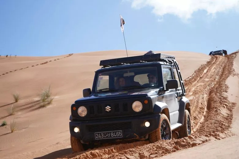 Raid Jimny 2025 - Une aventure exceptionnelle à travers le désert tunisien