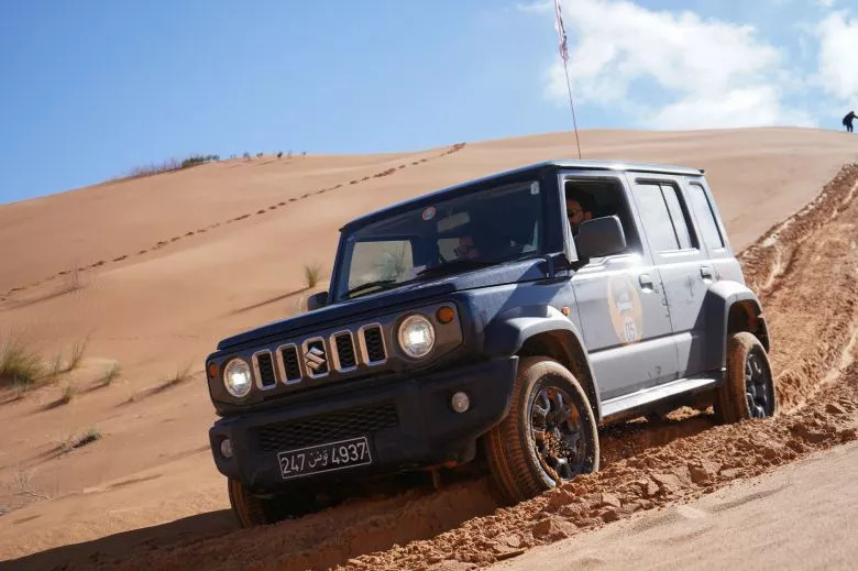 Raid Jimny 2025 - Une aventure exceptionnelle à travers le désert tunisien