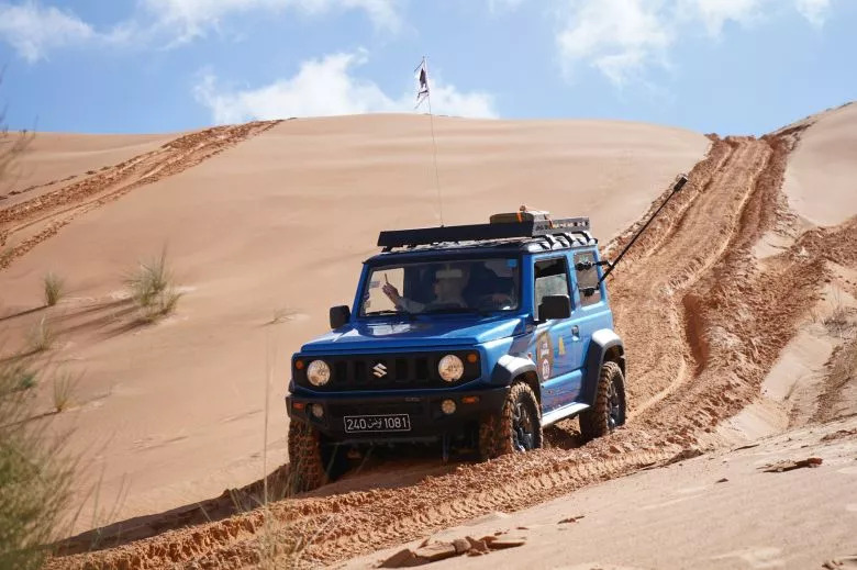 Raid Jimny 2025 - Une aventure exceptionnelle à travers le désert tunisien