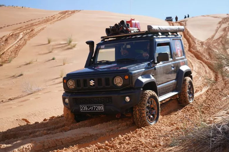 Raid Jimny 2025 - Une aventure exceptionnelle à travers le désert tunisien