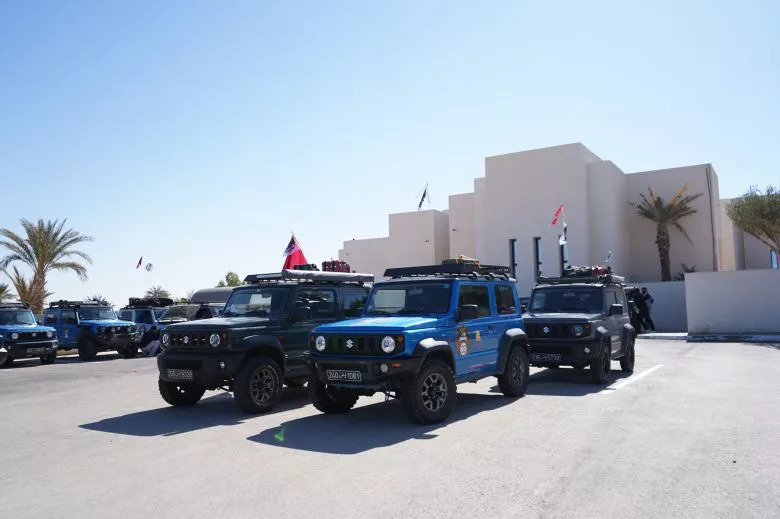 Raid Jimny 2025 - Une aventure exceptionnelle à travers le désert tunisien