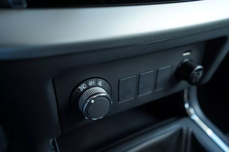 Dongfeng Rich 6 2.5 Turbo Diesel 4X4 Thunder