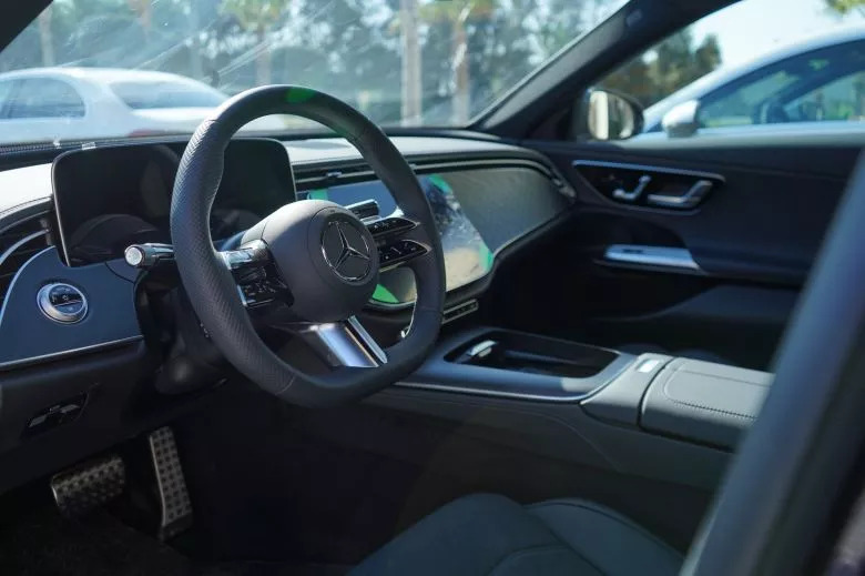 Les essais Mercedes-Benz au Four Seasons Gammarth